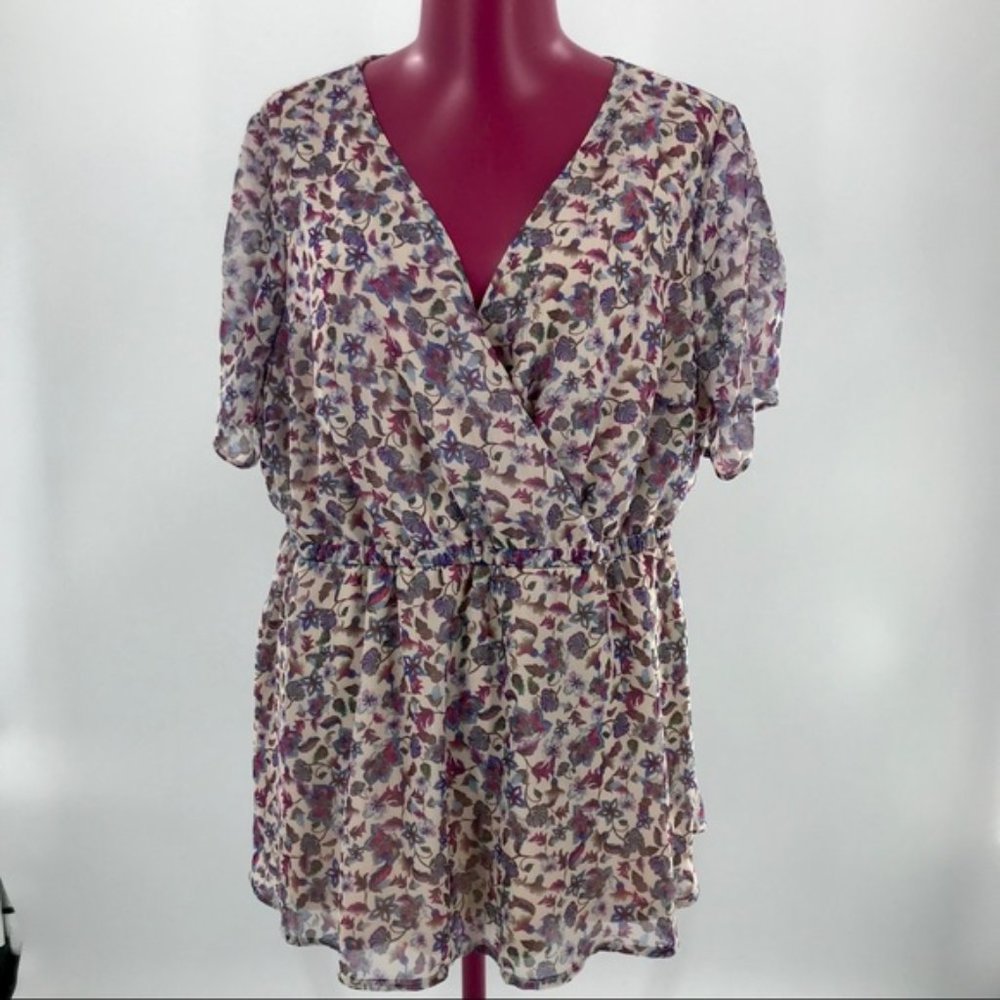 Torrid Empire Waist Floral V-Neck Top Plus Size 1